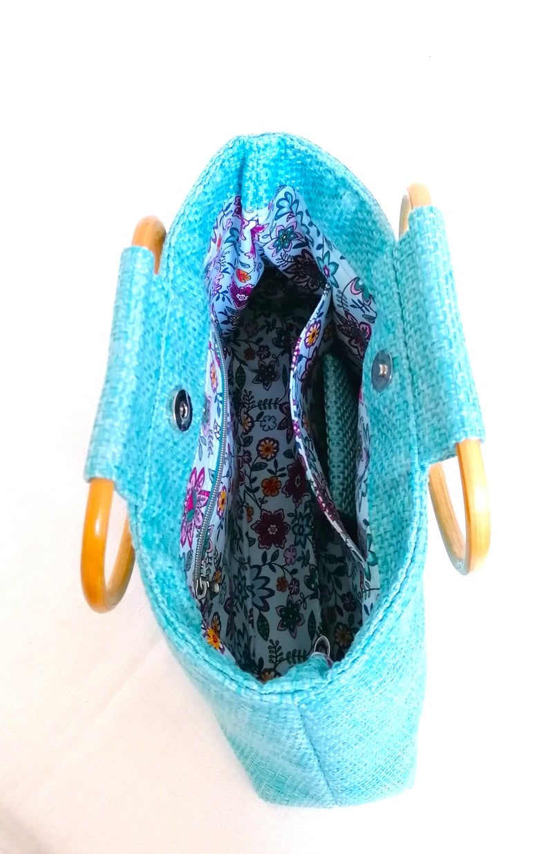 Sac trapèze artisanal en toile sysal bleu turquoise 4